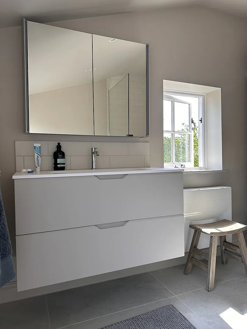 Corvina Modern Mirror Cabinet 900 x 700mm - Aluminium