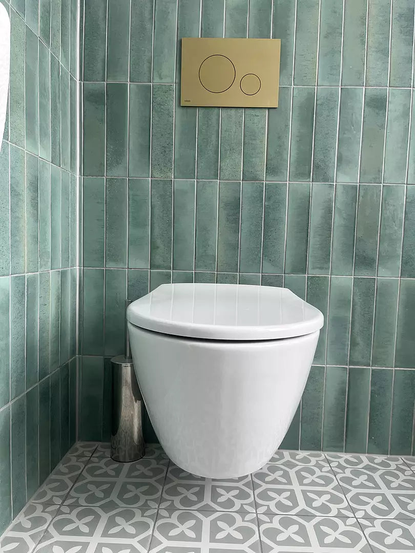 Primo Dolce Wall Hung Spiralflush Toilet, Concealed Frame Cistern And Brushed Brass Effect Flush Plate